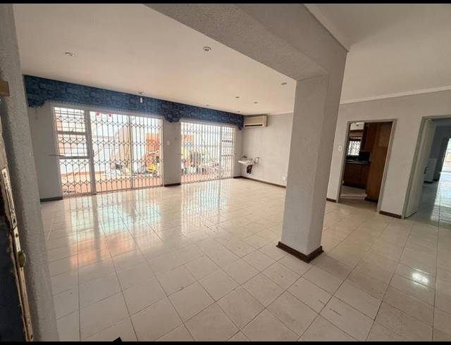 4 BEDROOM PROPERTY TO RENT IN LAUDIUM